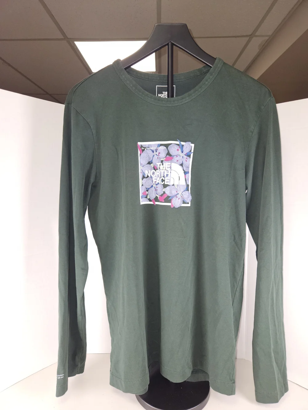 NORTH FACE Shirt Men Medium Floral Logo Long Sleeve Dark Green Outdoors